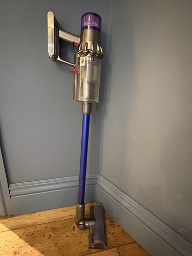 Dyson cordless nearly - dyson,