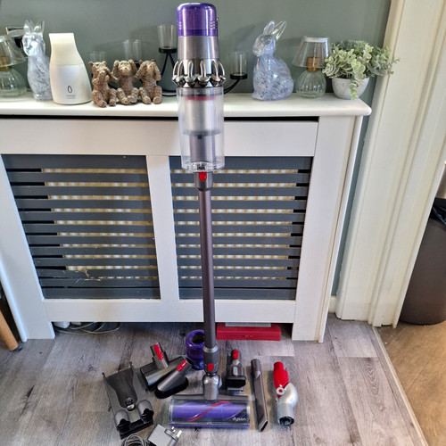 Dyson v11 cordles - dyson,