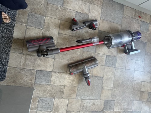 Dyson v11 absolute handheld - dyson,